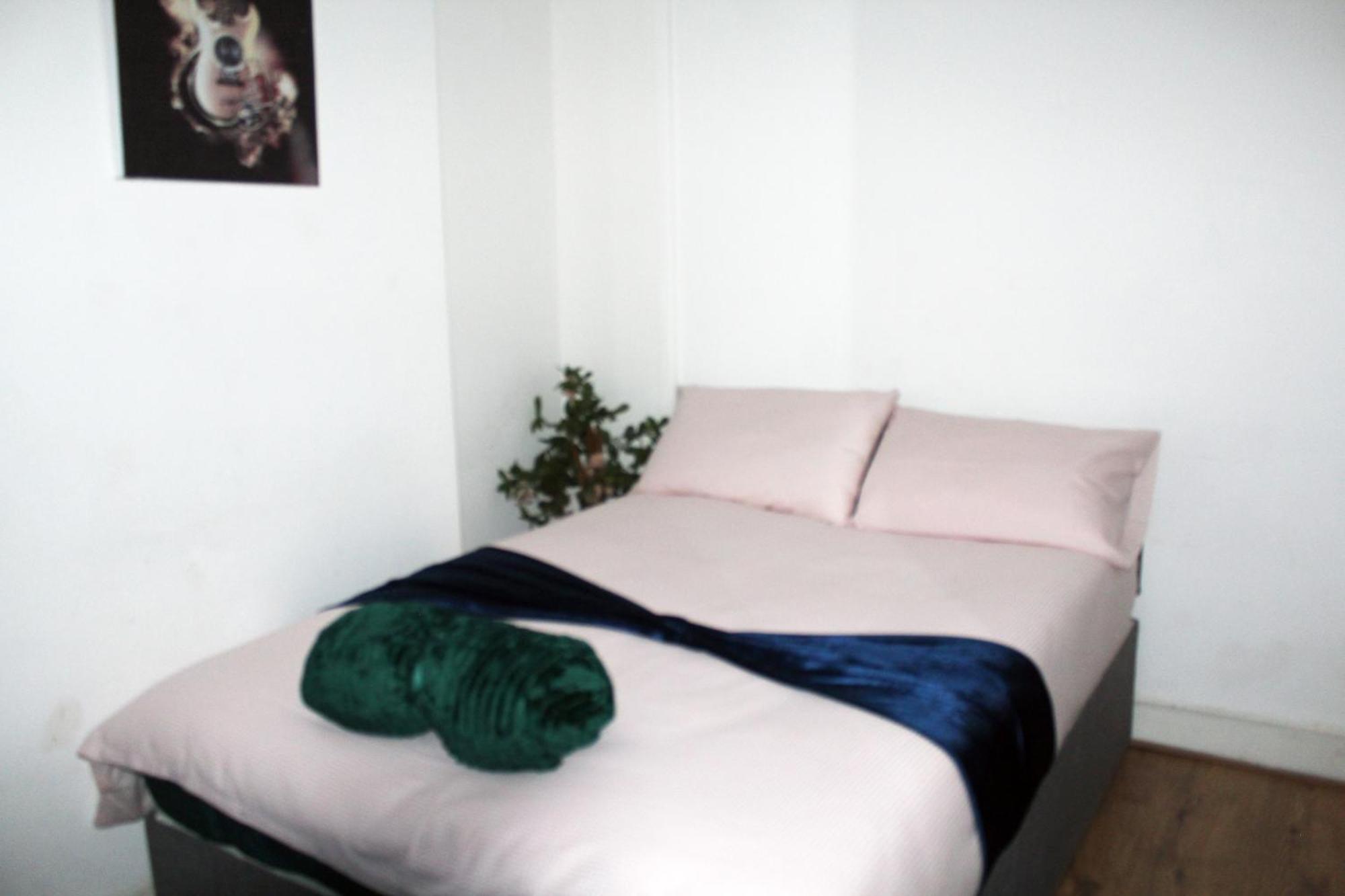 Cozy Rooms Or Apartment In London Townhouse Fast Links To Central 外观 照片