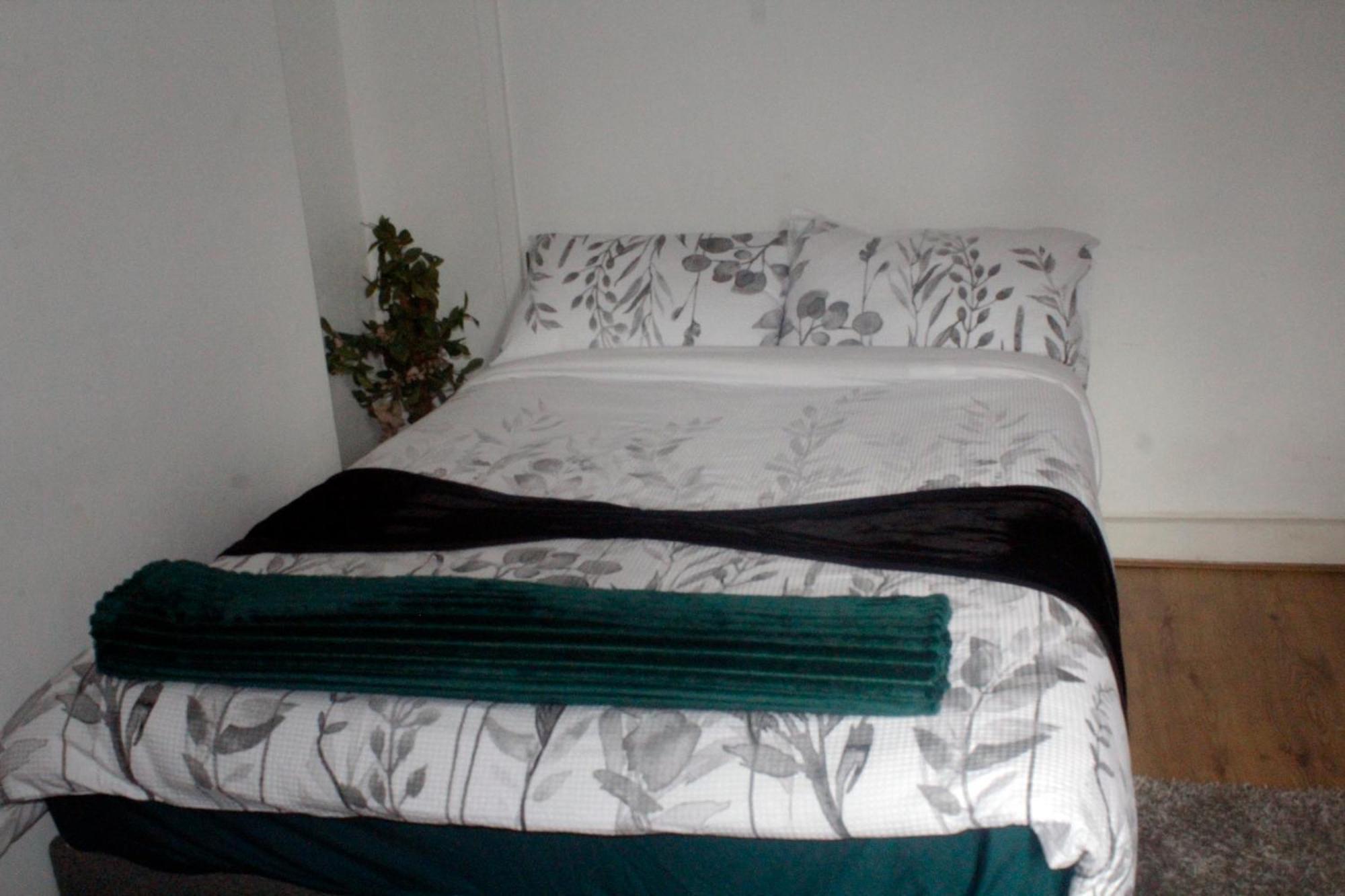 Cozy Rooms Or Apartment In London Townhouse Fast Links To Central 外观 照片
